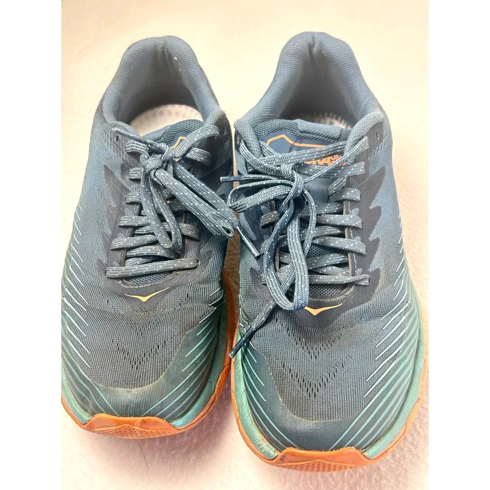 Hoka One One hoka one